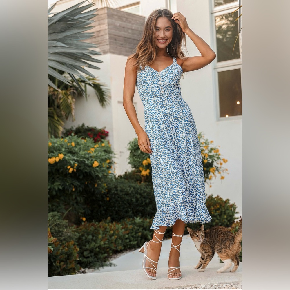 Lulus Darling Daisies Blue Floral Print Midi Dress